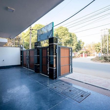 The Palms Inn I Near Medanta Medicity I Sec-38 Gurgaon Exterior foto