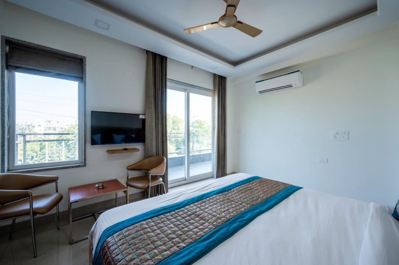 The Palms Inn I Near Medanta Medicity I Sec-38 Gurgaon Exterior foto
